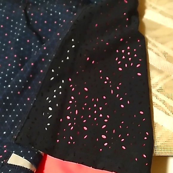 Cute Skort XS-Like new!! - Picture 3 of 6